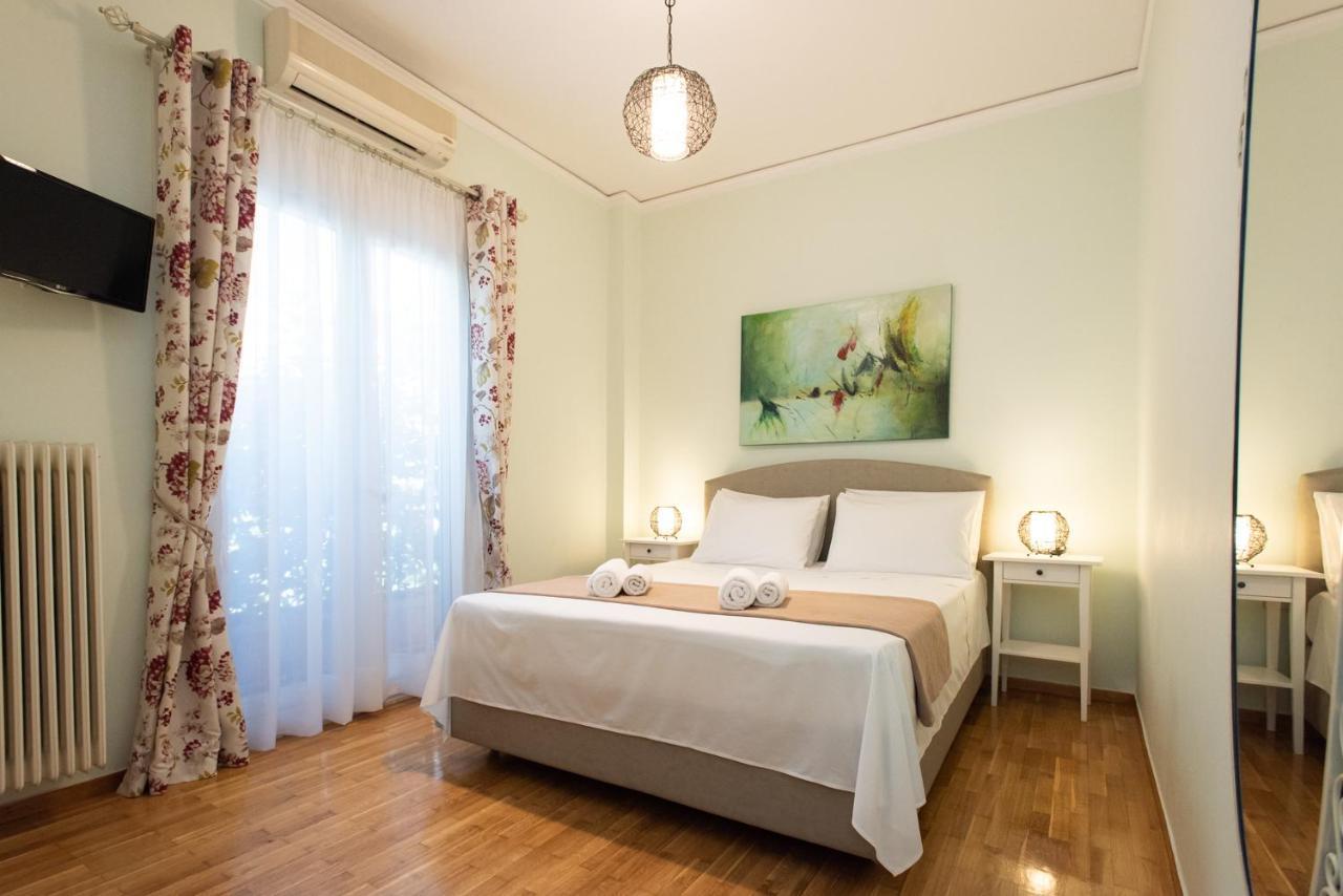 Apartment Blue Ark Athenian Nest *
